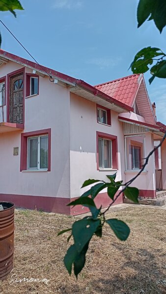 Izvoarele, sat Chiriacu, jud. Giurgiu casa +teren